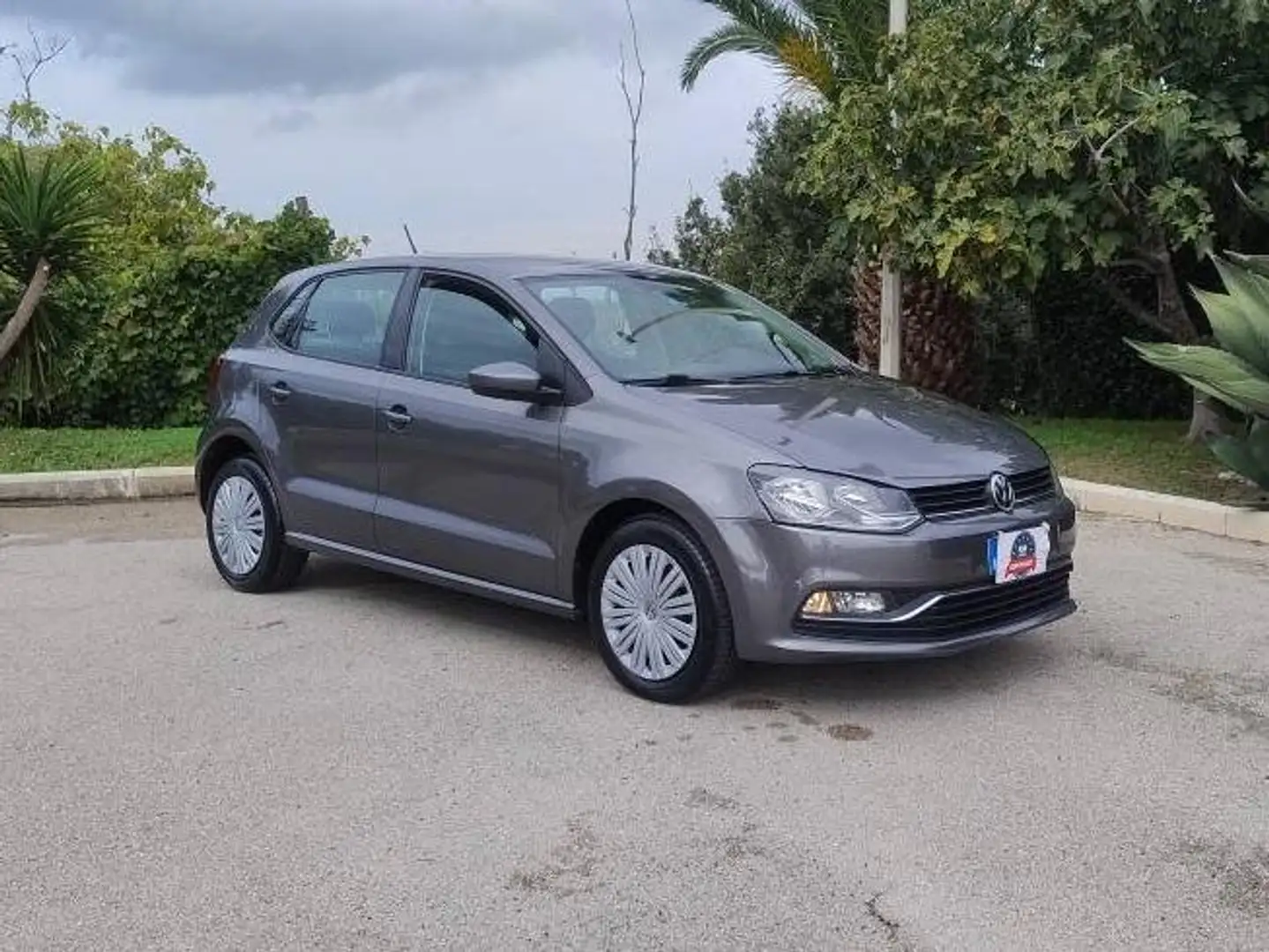 Volkswagen Polo Polo 5p 1.4 tdi Trendline 75cv Grigio - 2