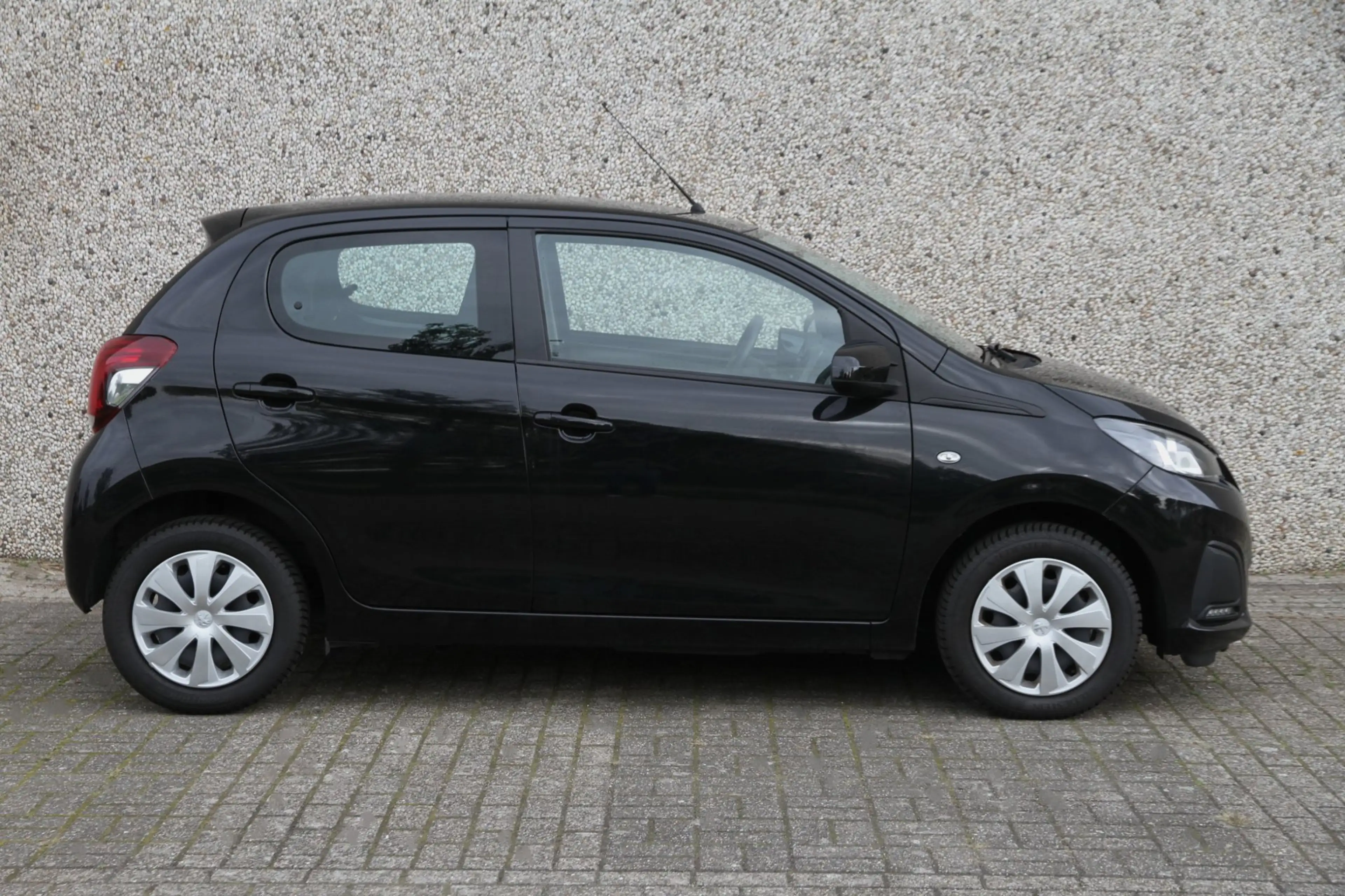 Peugeot 108 1.0 e-VTi Active / Van 1e eigenaar / Airco / Bluet — photo 8