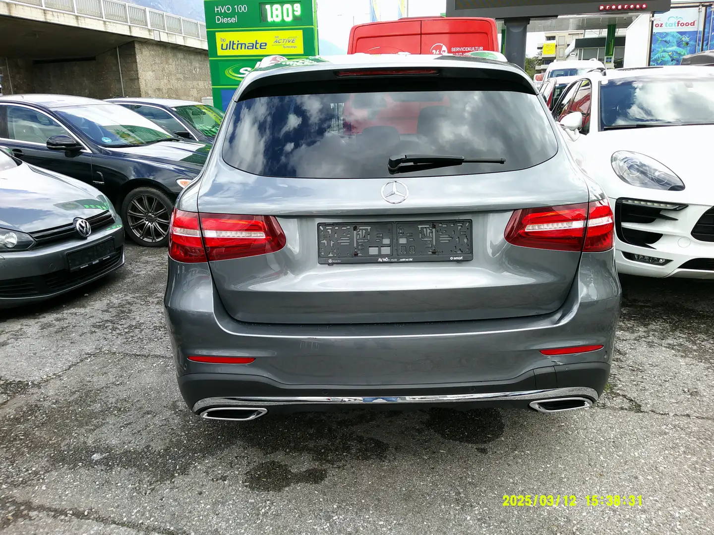 Mercedes-Benz GLC 220 GLC 220 d 4Matic Grau - 2