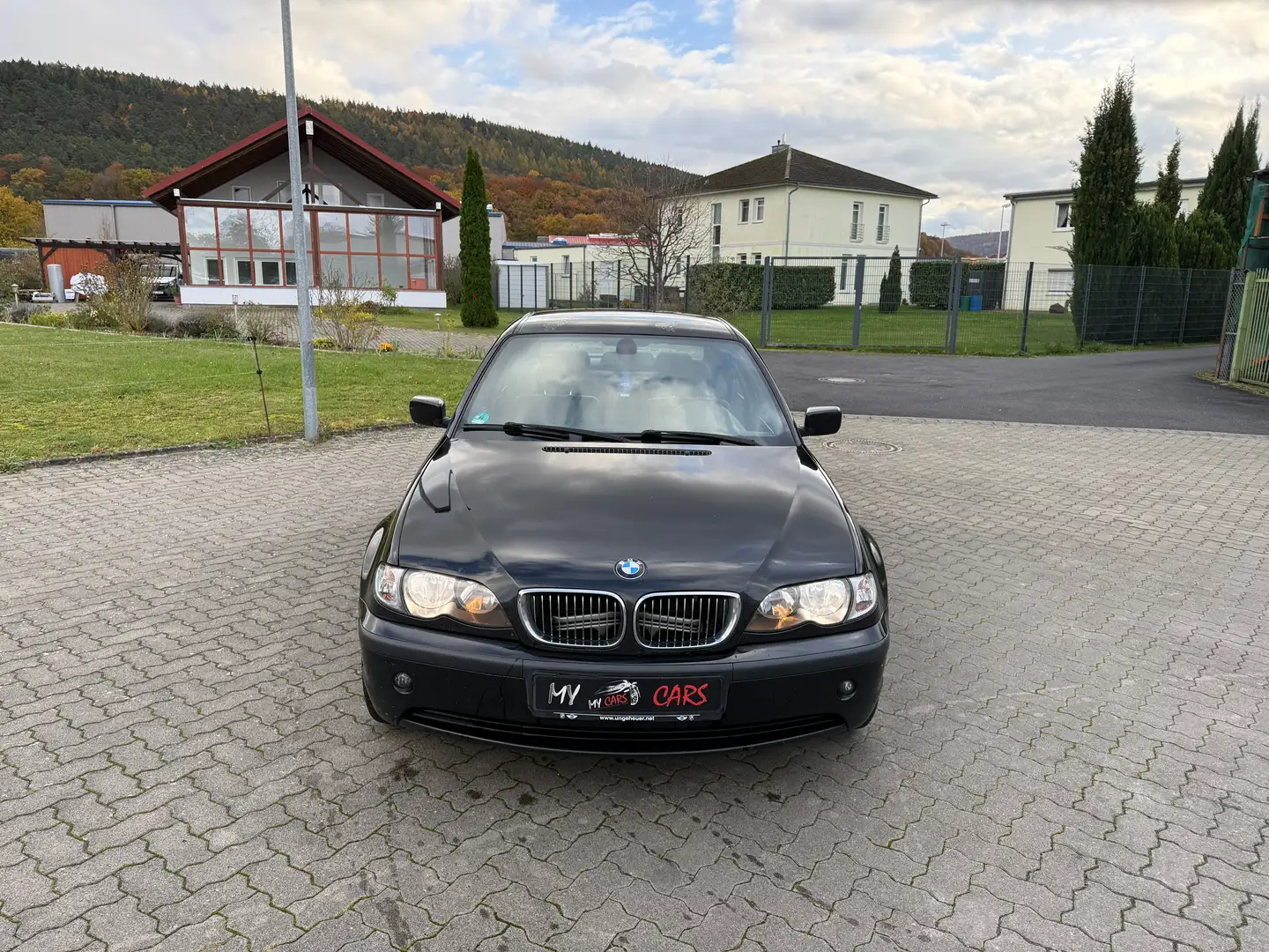 BMW 316 316i Edition Lifestyle*Standheizung*Leder*PDC Schwarz - 2