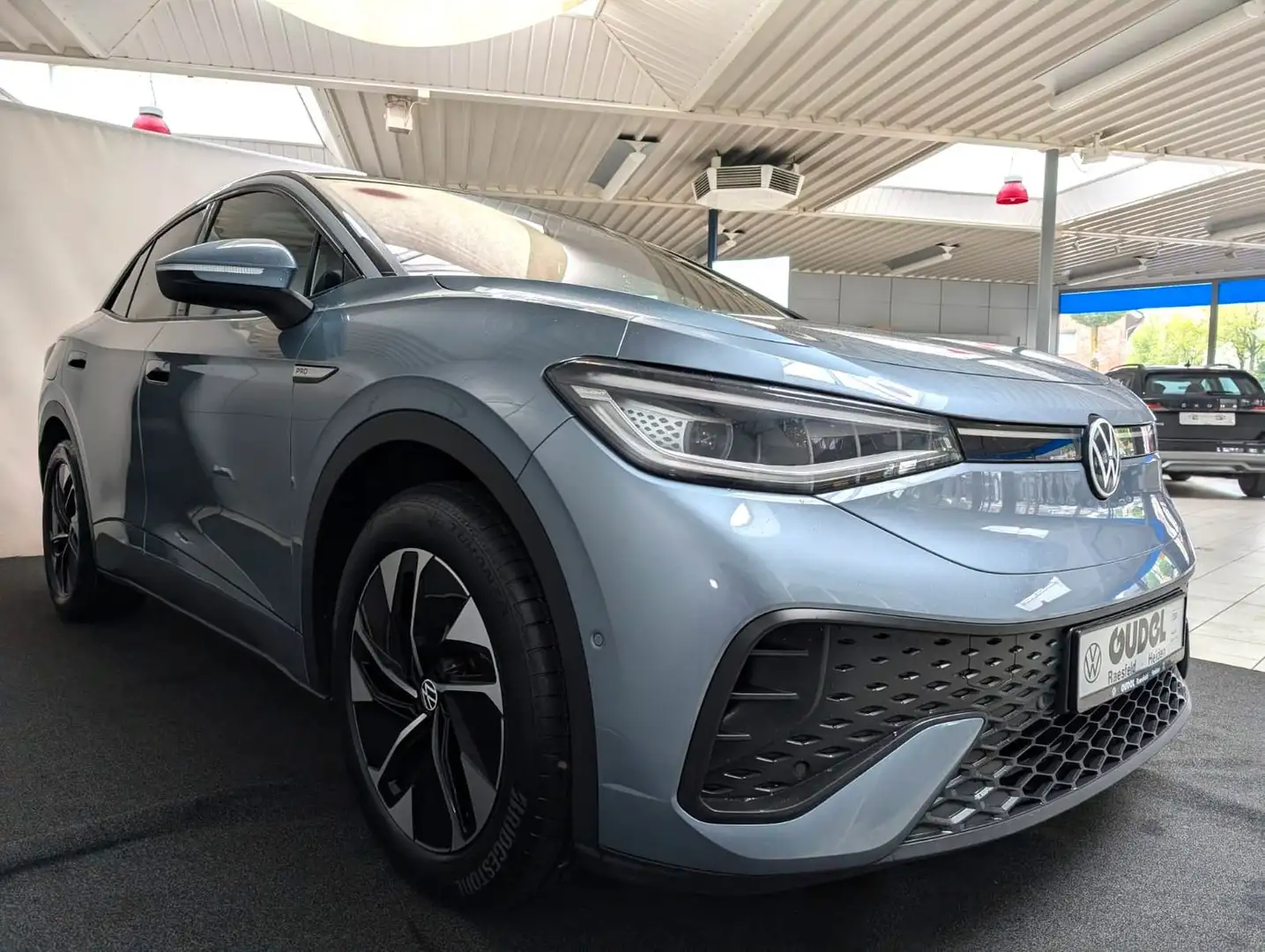 Volkswagen ID.5 Pro Performance 150 kW Nav AHK App Blau - 2