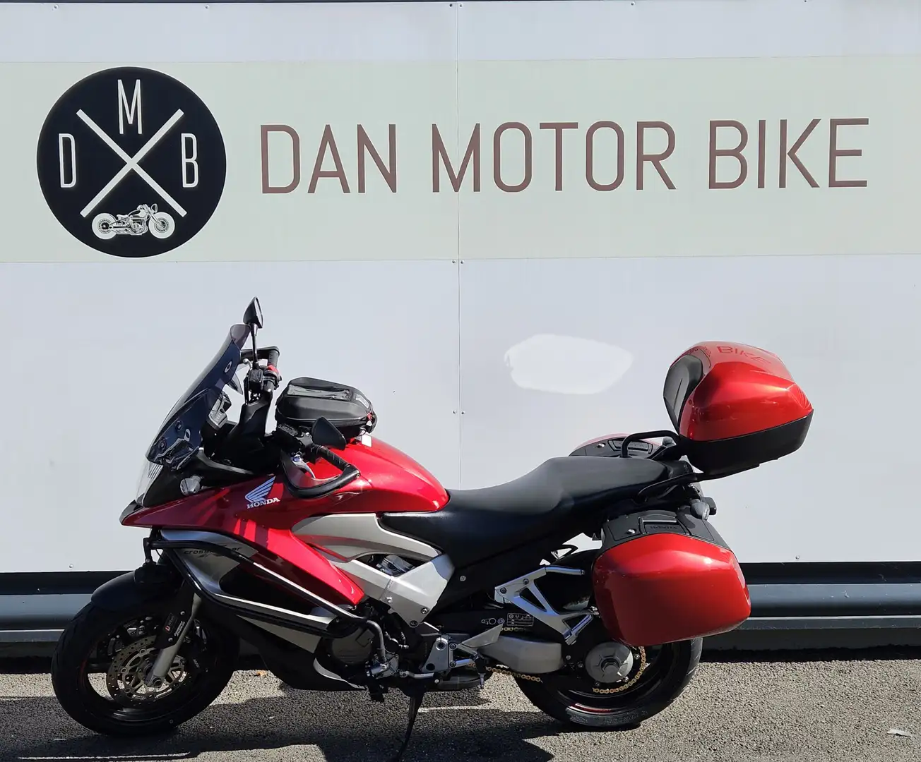 Honda Crossrunner Rood - 1