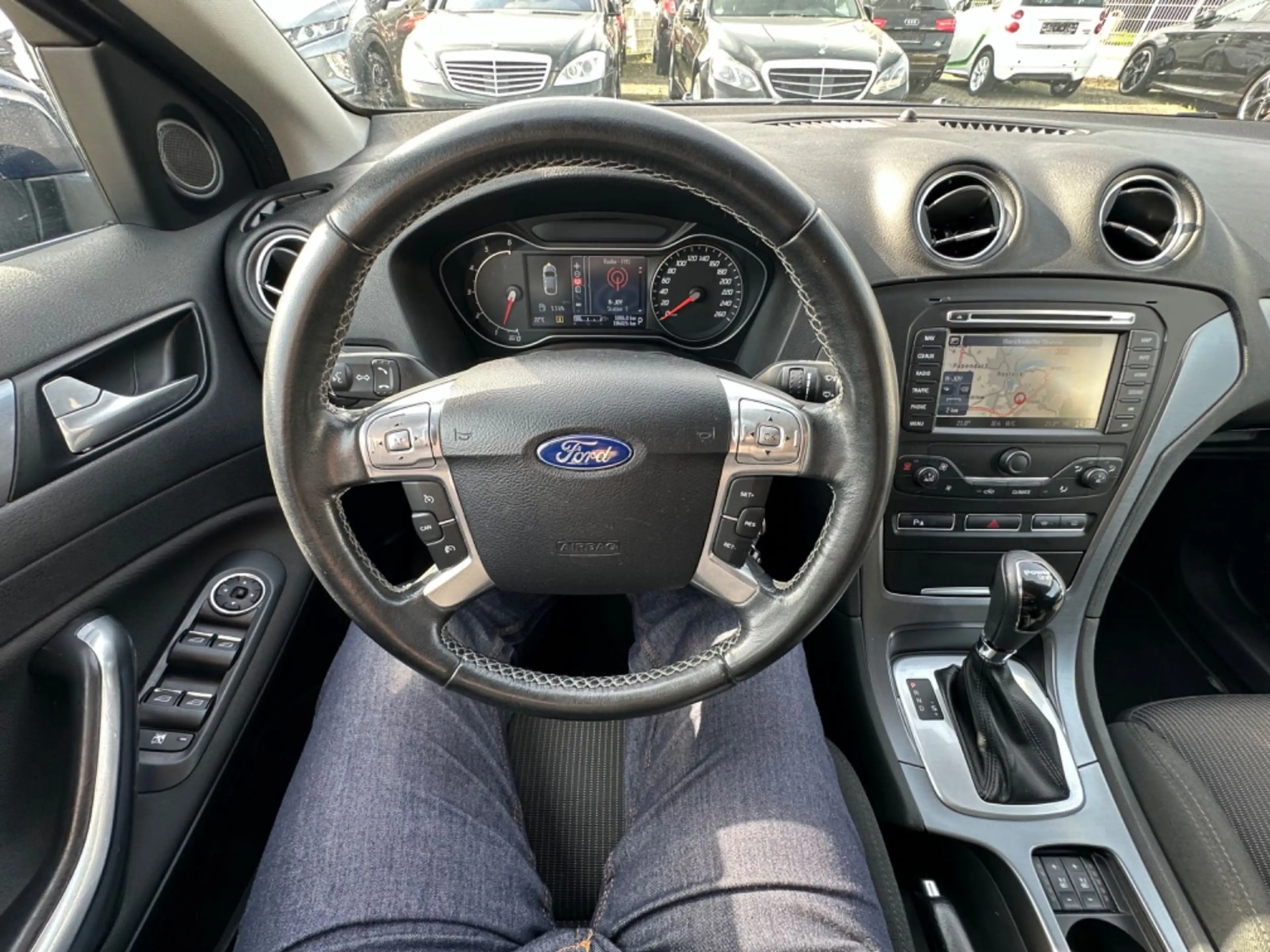 Ford Mondeo Turnier Titanium — photo 8