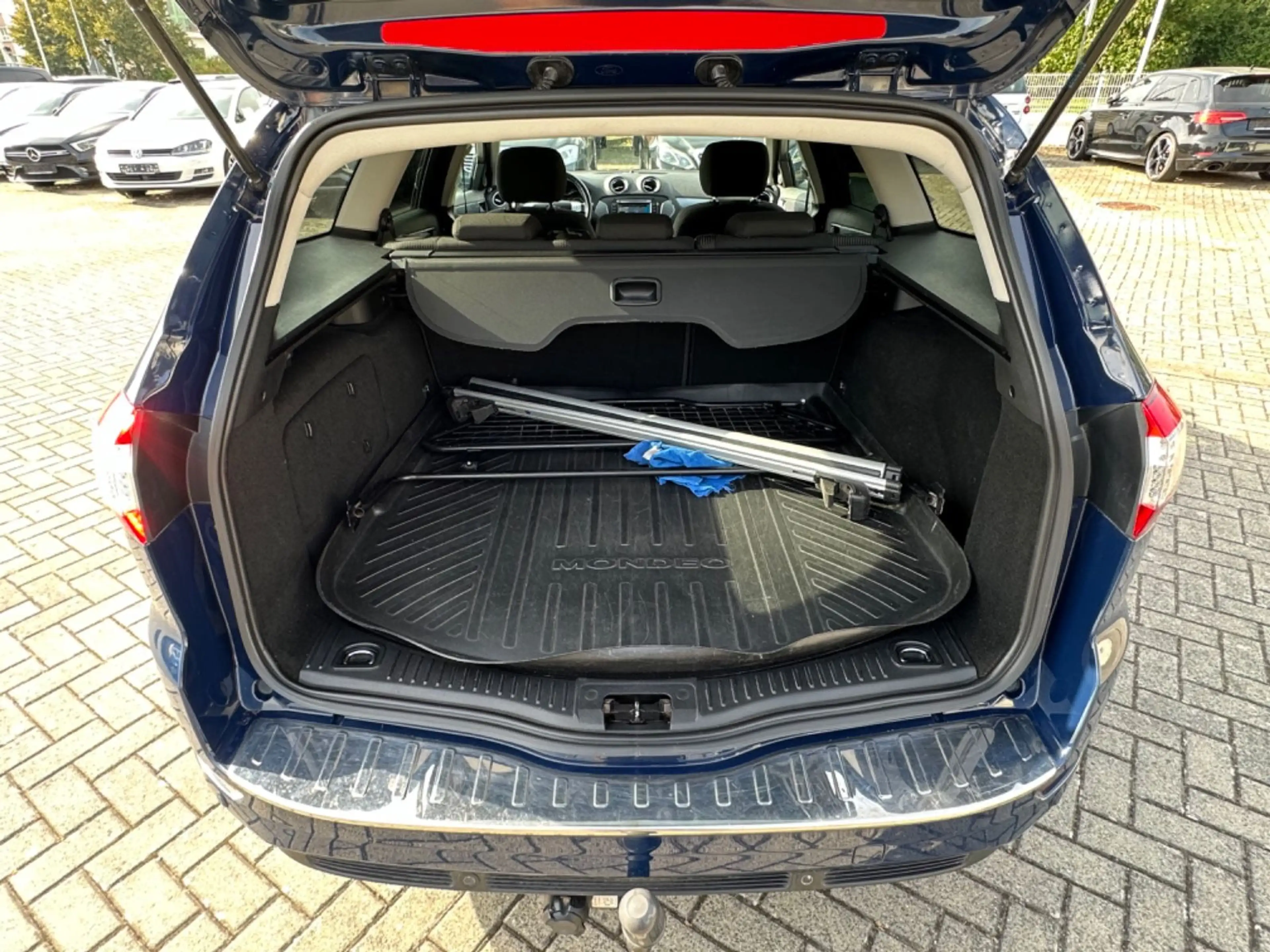 Ford Mondeo Turnier Titanium — photo 6