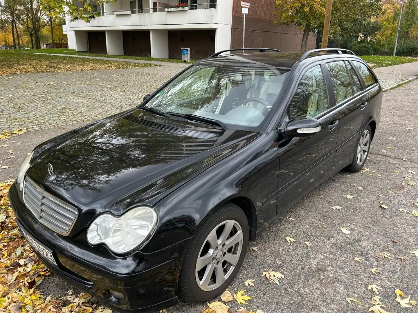Mercedes-Benz C 220 C 220 T CDI Automatik Classic Schwarz - 1