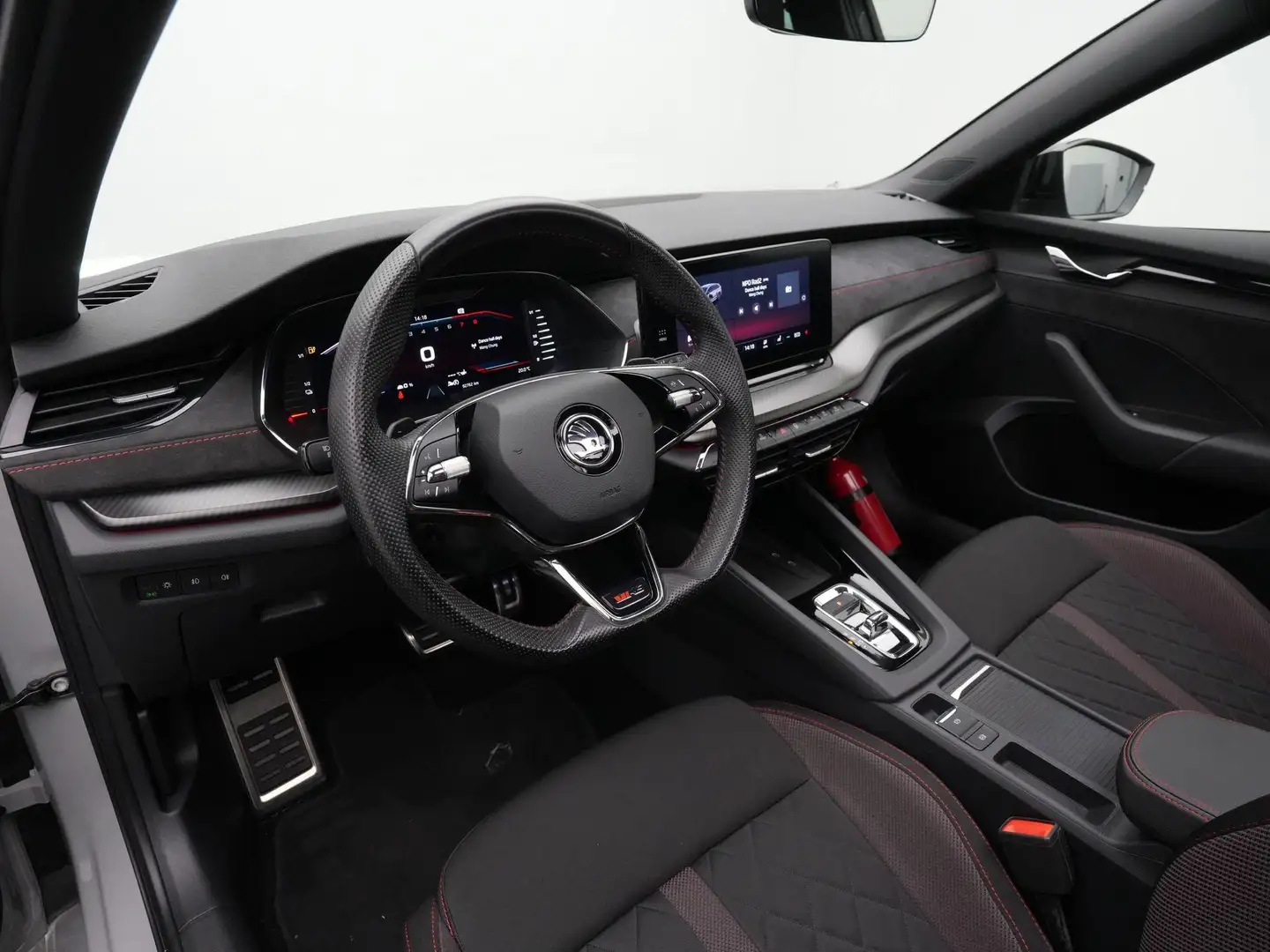 Skoda Octavia Combi 1.4 TSI RS iV 245 pk DSG PHEV Business | Pan Grigio - 2