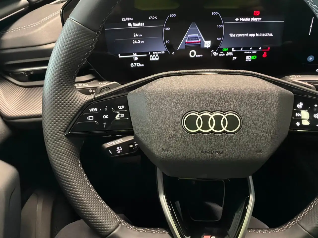 Audi SQ5 снимка Audi SQ5