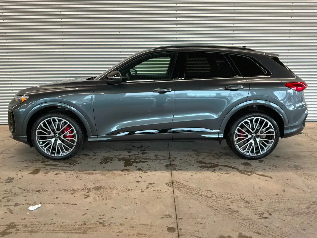 Audi SQ5 снимка Audi SQ5