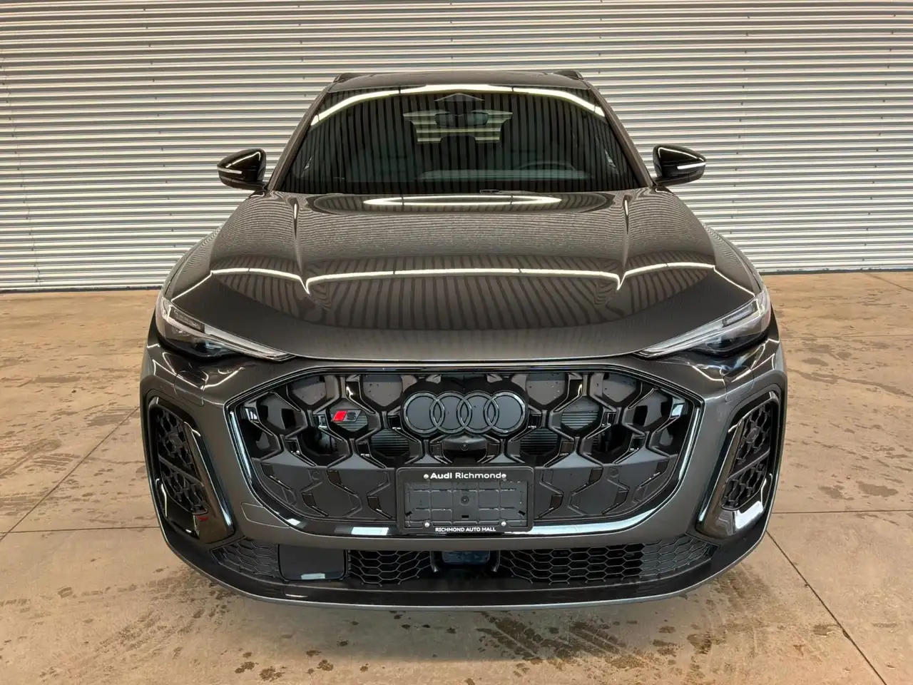 Audi SQ5 снимка Audi SQ5