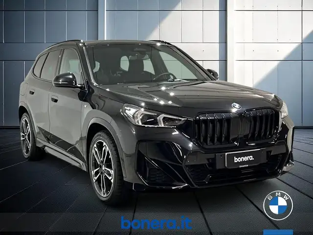 BMW X1 view 4