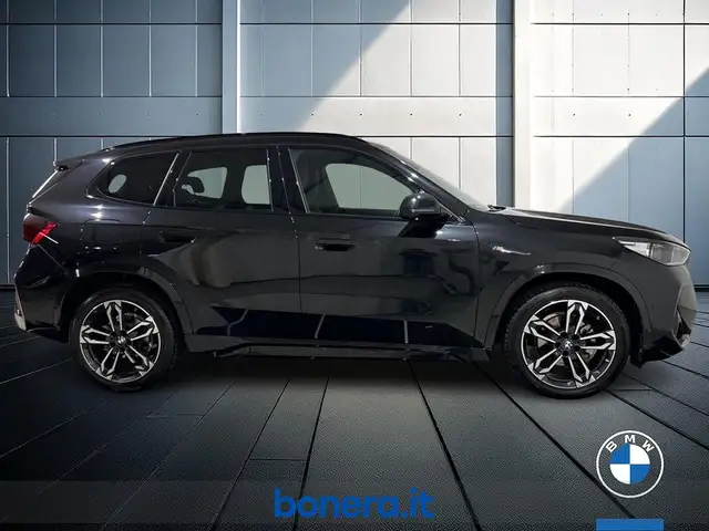 BMW X1 view 5