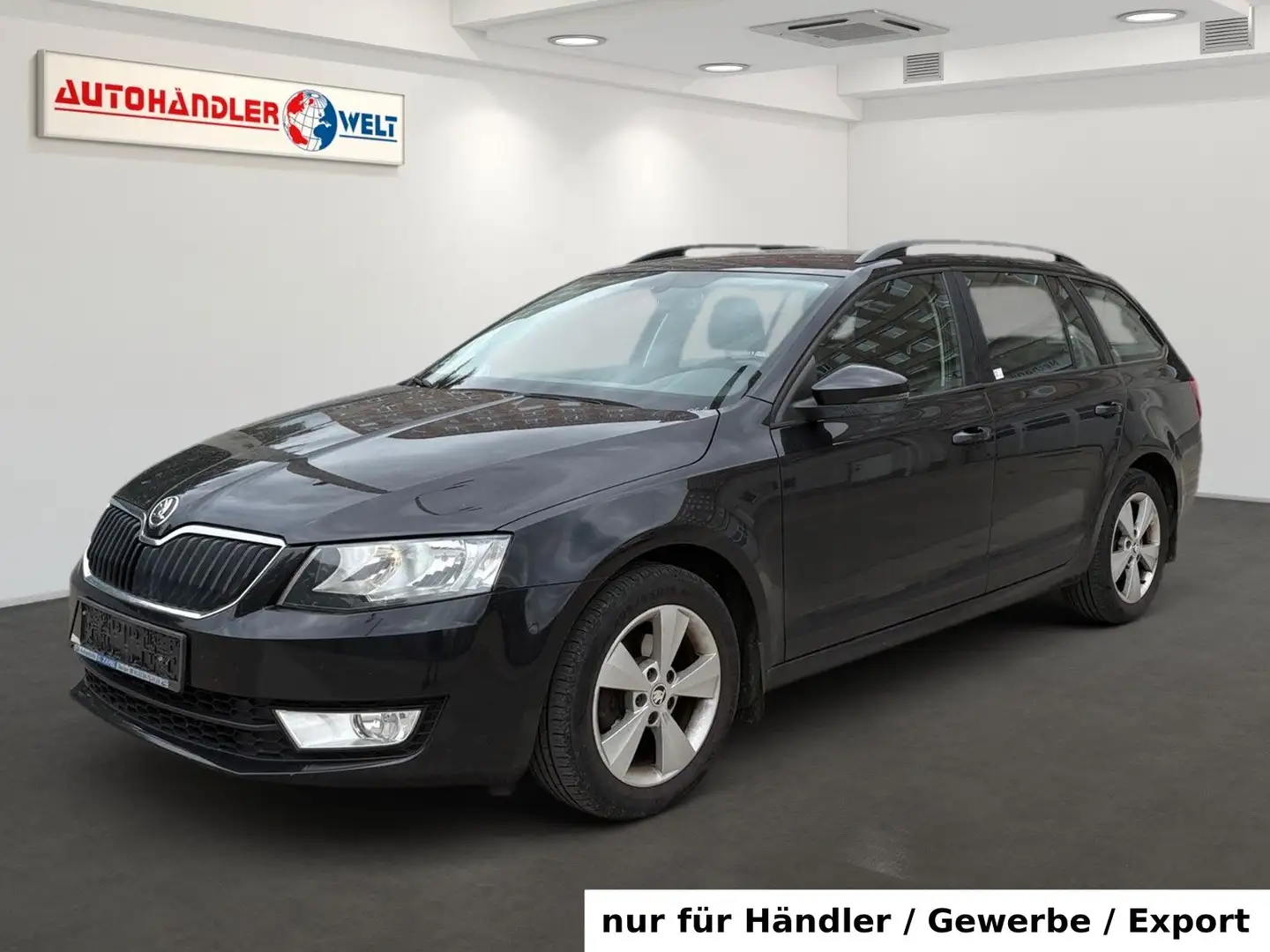 Skoda Octavia Kombi 1.6 TDI AAC SHZ PDC AHK Noir - 1