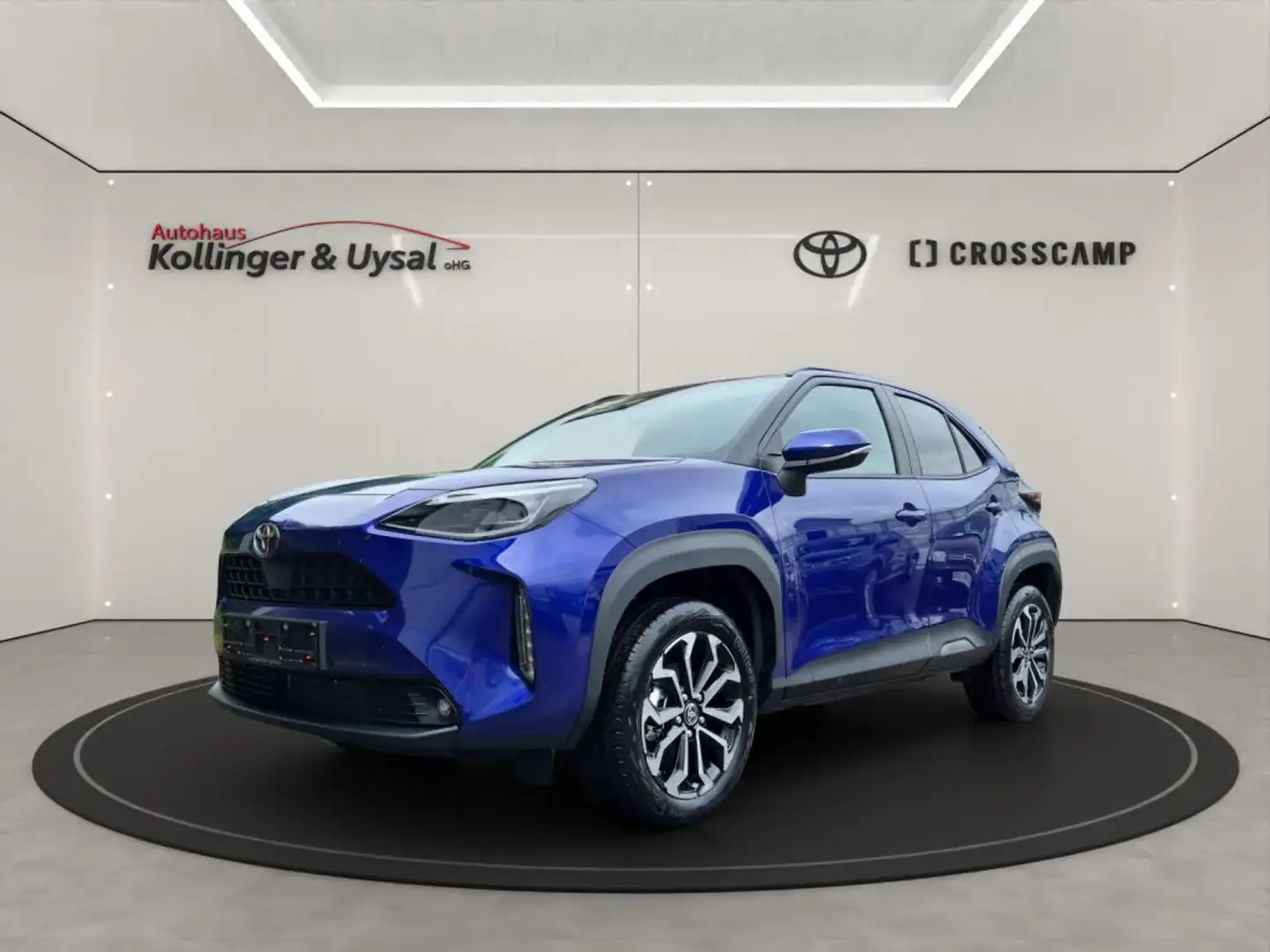 Toyota Yaris Cross Hybrid 130 1.5 VVT-i AWD-i Teamplayer Blau - 2