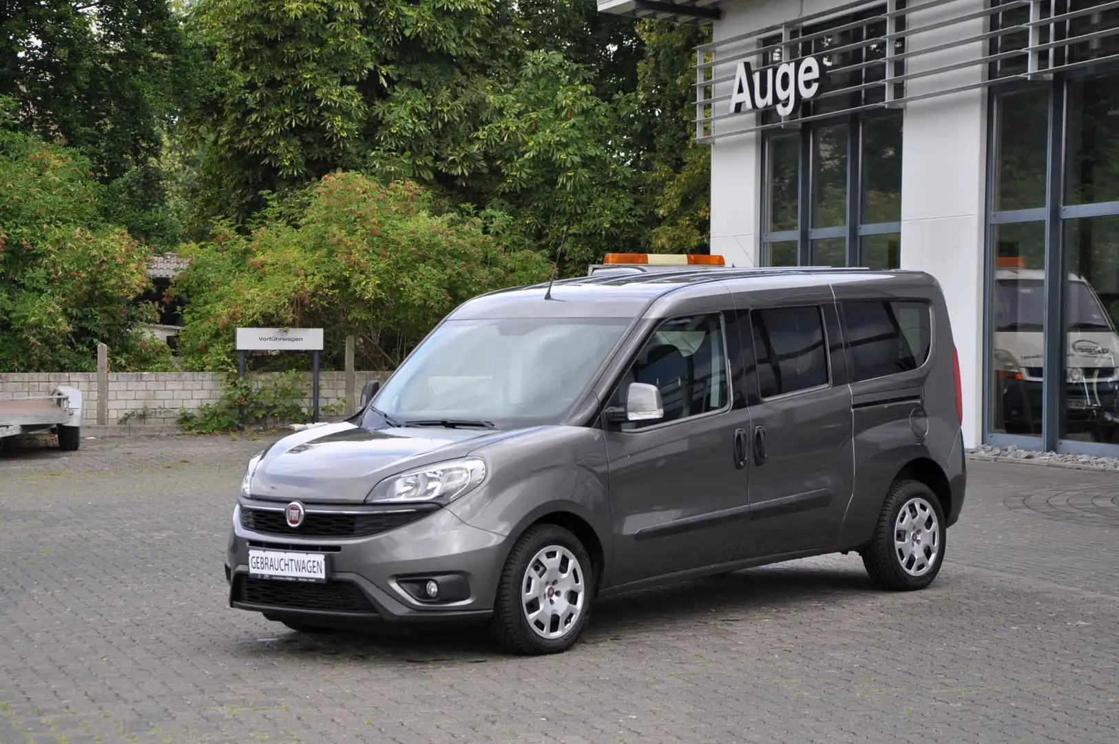 Fiat Doblo MAXI 1.6 MULTIJET *5-SITZER*NAV* Gri - 1