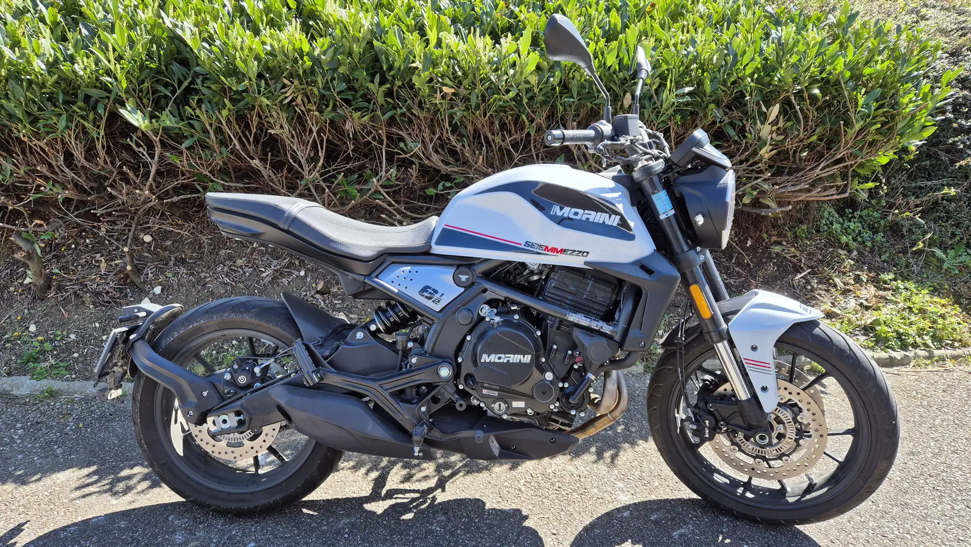 Moto Morini Seiemmezzo Blanc - 2