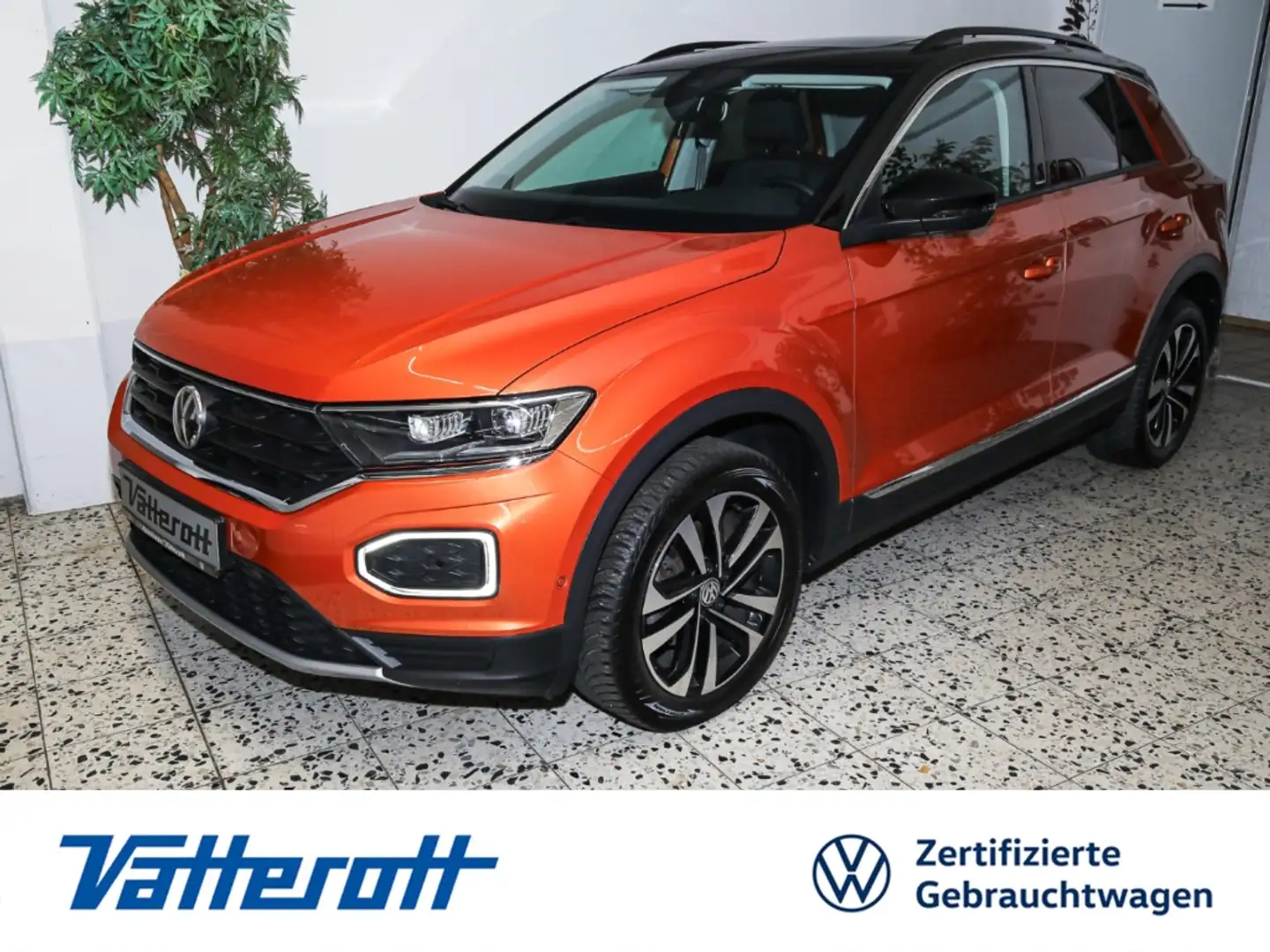 Volkswagen T-Roc 1.6 TDI IQ.DRIVE Panodach LED Standheiz. digCockpi Orange - 1