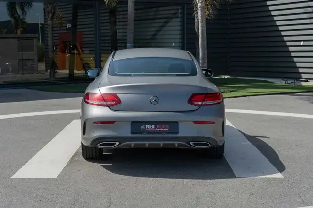 Mercedes-Benz C-Class view 5