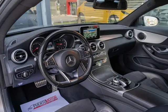 Mercedes-Benz C-Class view 9