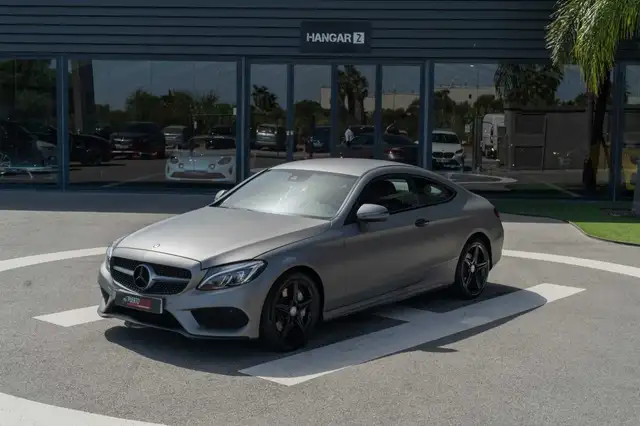 Mercedes-Benz C-Class view 3