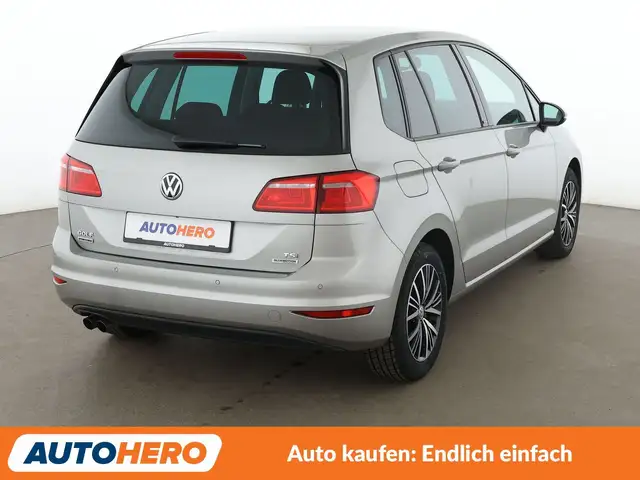 Volkswagen Golf Sportsvan view 6