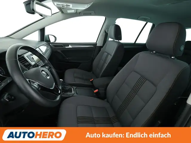 Volkswagen Golf Sportsvan view 10