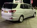 SsangYong Rodius 200 e-XDi 2WD Orange - thumbnail 3