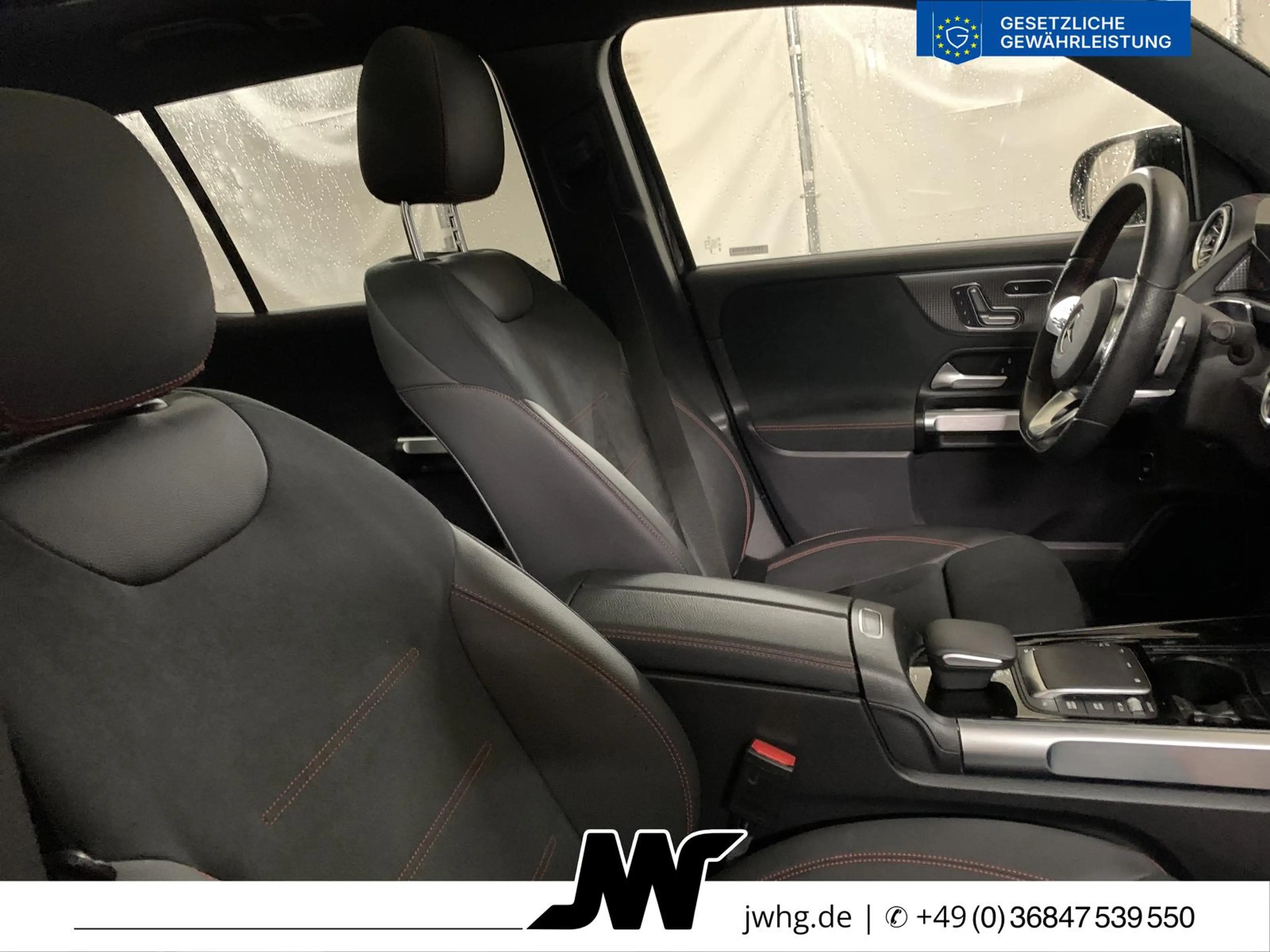 Mercedes-Benz EQB 300 4M AMG MASSAGE/DISTRONIC/HUD/360°/PANO — photo 4
