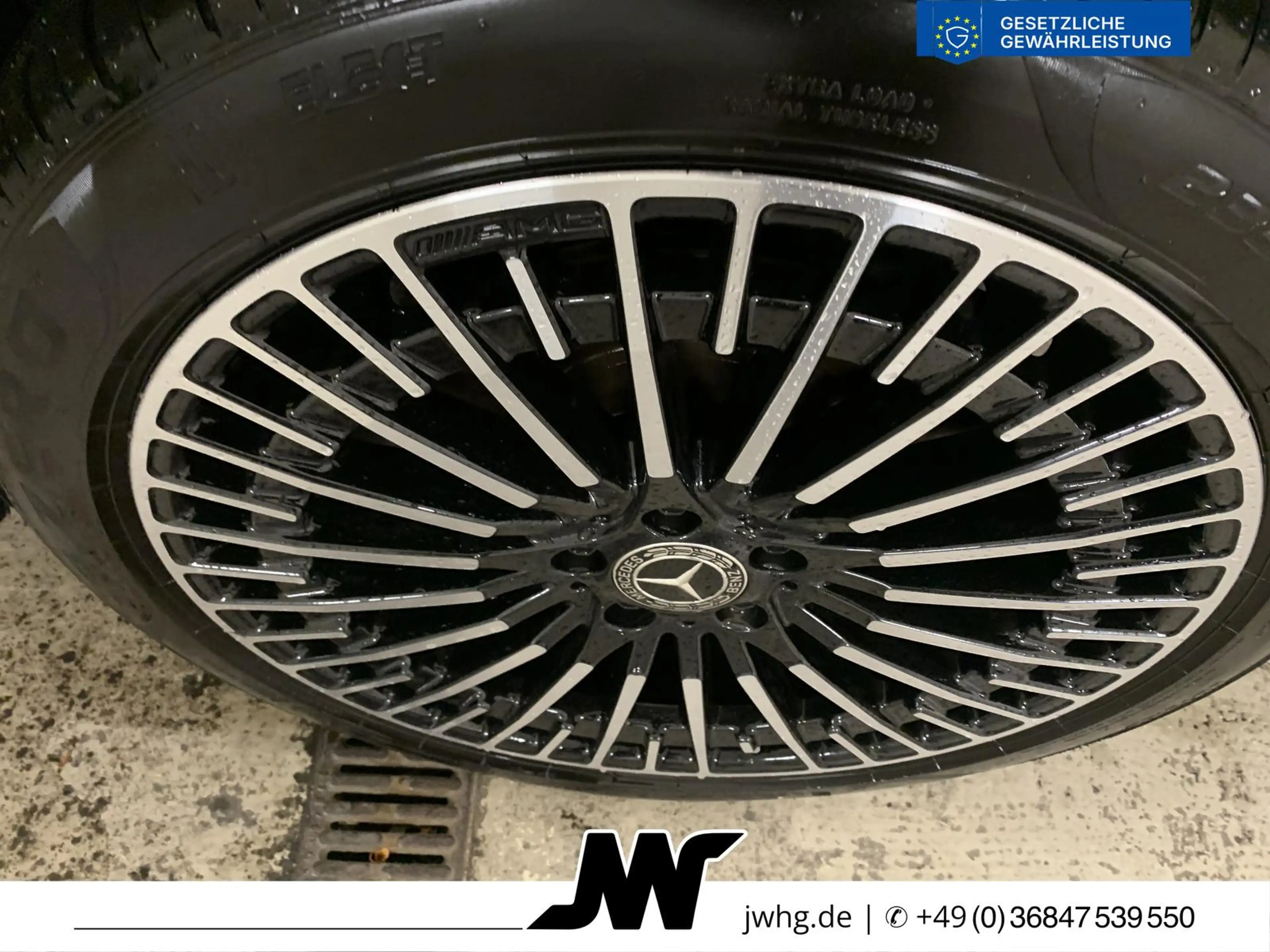 Mercedes-Benz EQB 300 4M AMG MASSAGE/DISTRONIC/HUD/360°/PANO — photo 10