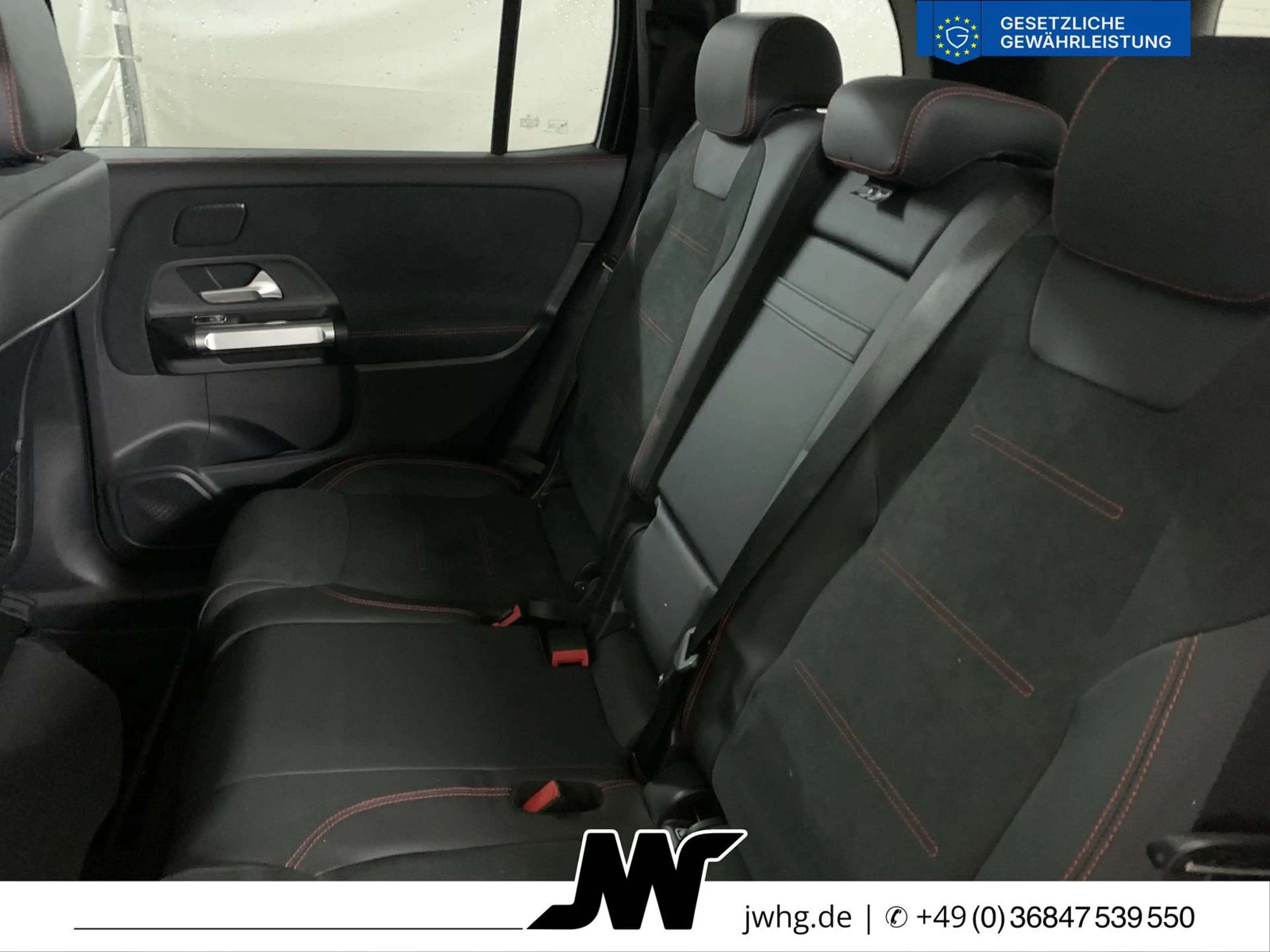 Mercedes-Benz EQB 300 4M AMG MASSAGE/DISTRONIC/HUD/360°/PANO — photo 11
