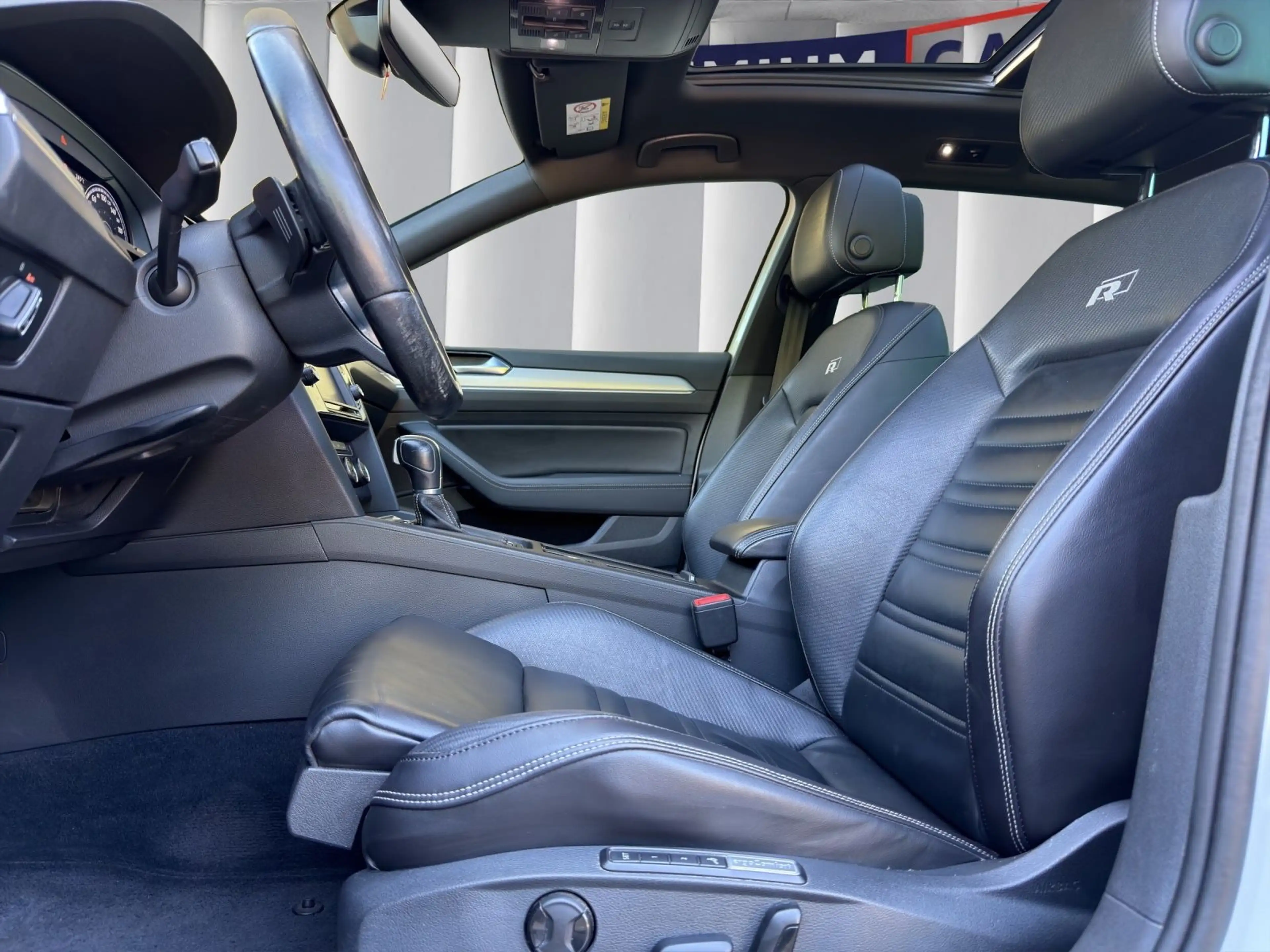 Volkswagen Passat Variant Highline R-Line 4Motion *Finanz* — photo 10