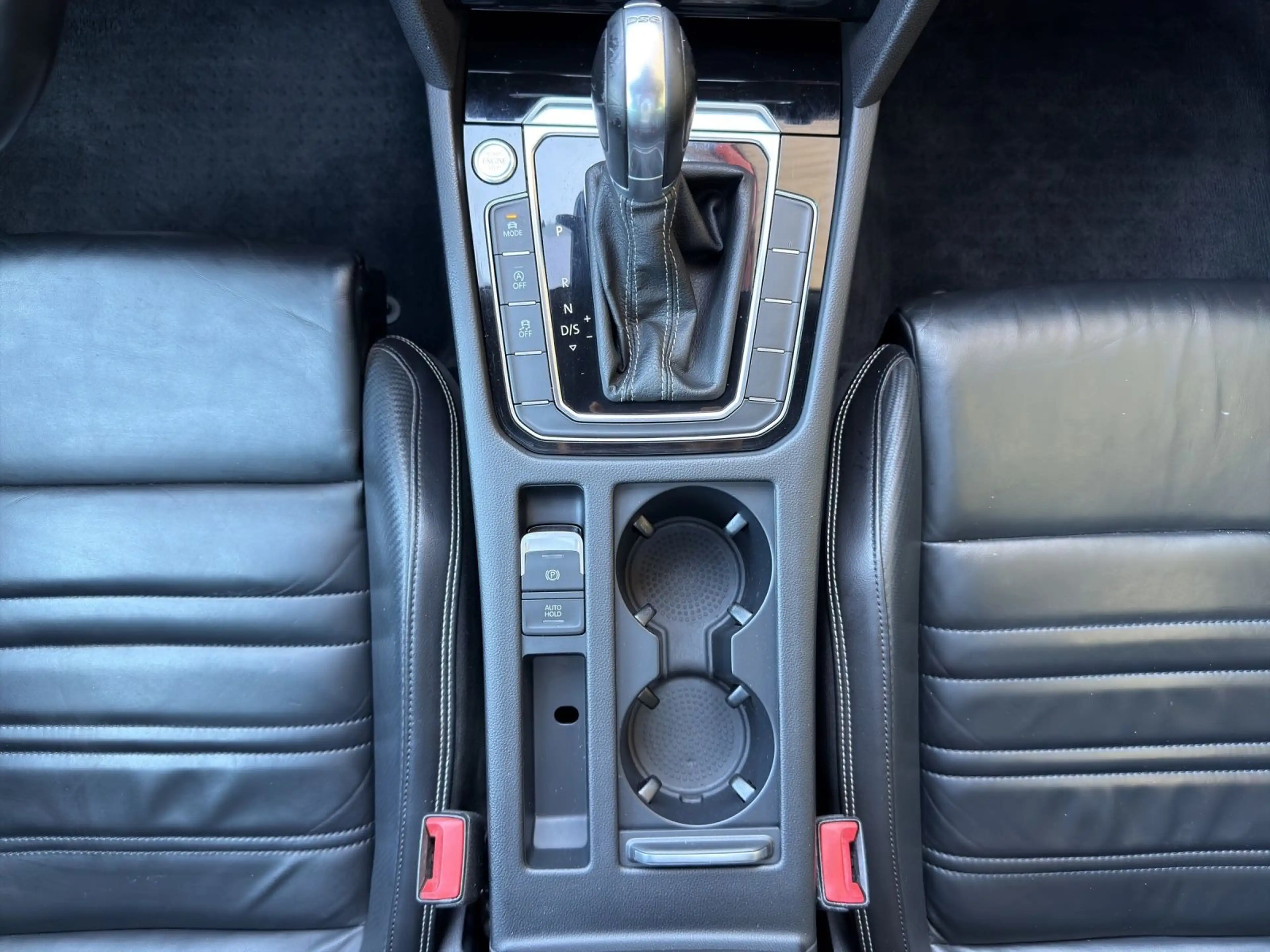 Volkswagen Passat Variant Highline R-Line 4Motion *Finanz* — photo 15