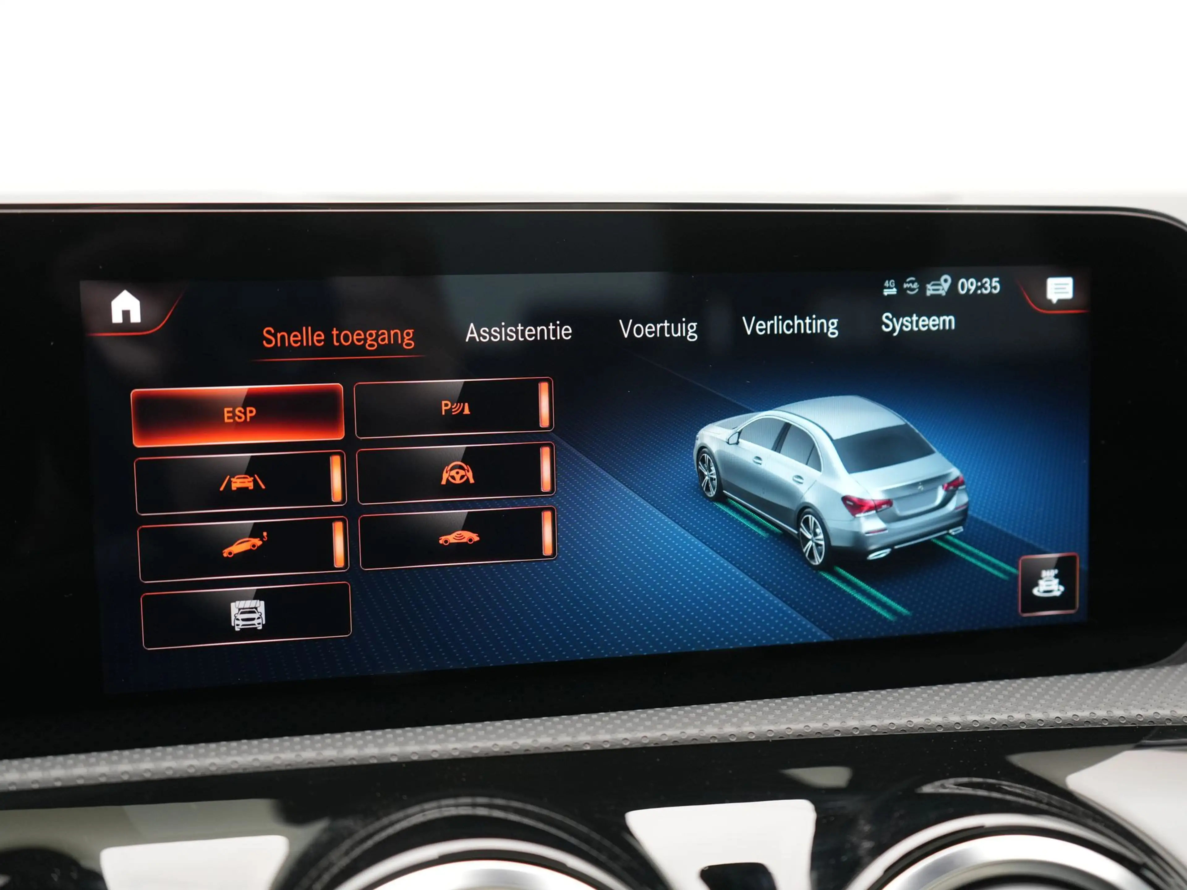 Mercedes-Benz A 250 e Premium PHEV 245pk Dealer O.H | Trekhaak Af Fabr — photo 46