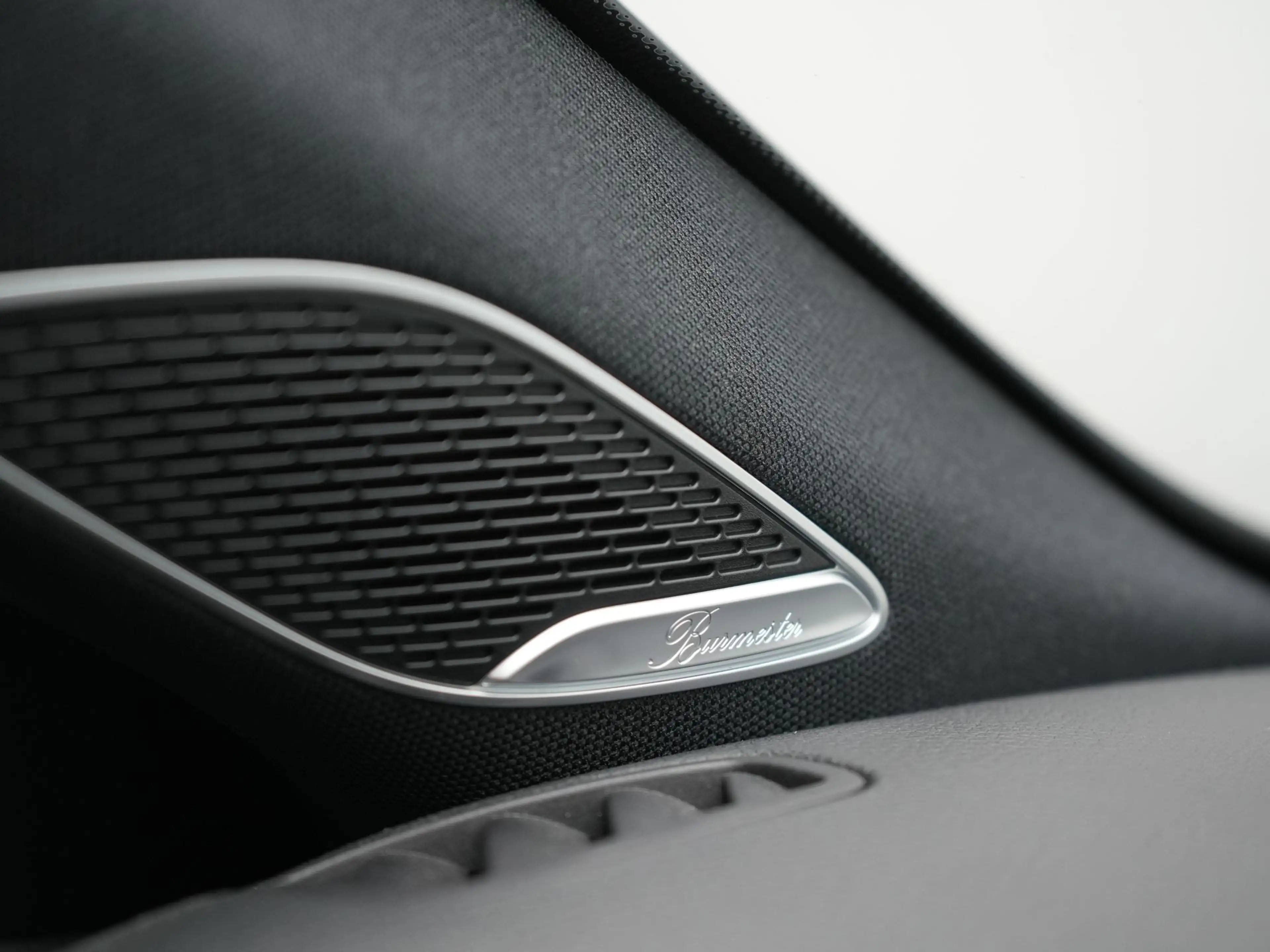 Mercedes-Benz A 250 e Premium PHEV 245pk Dealer O.H | Trekhaak Af Fabr — photo 19