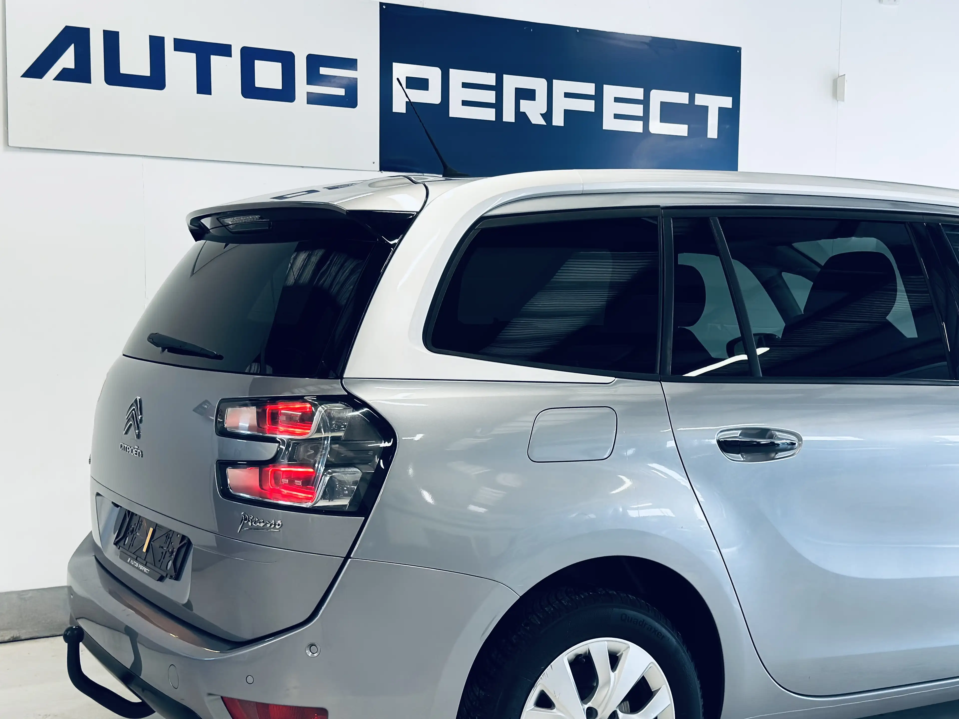 Citroen C4 Picasso 1.2 7 PLACES AUTOMATIQUE PALETTE  CAMERA PDC NAVI — photo 5