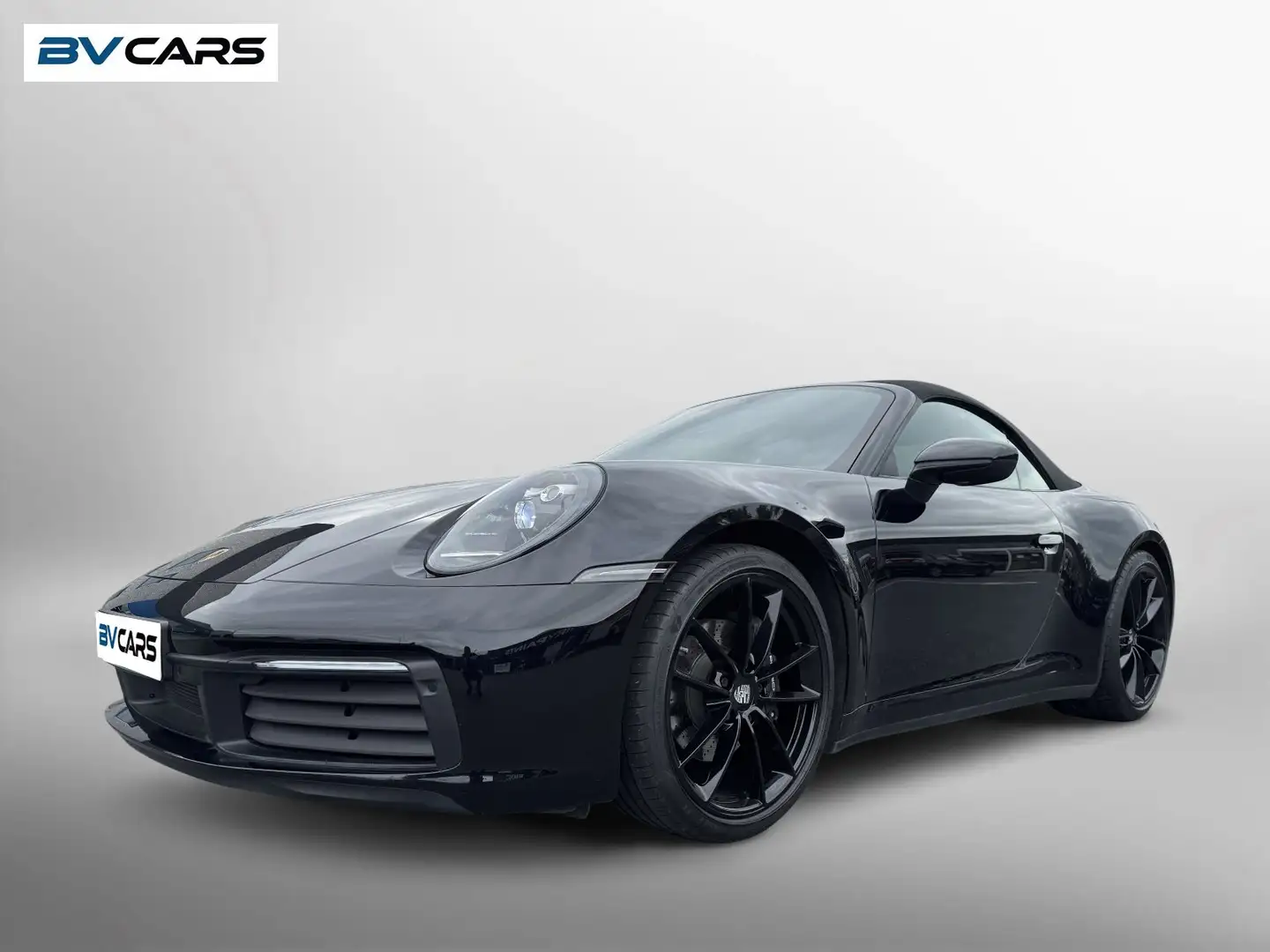 Porsche 992 911 Carrera 4 Cabriolet PDK Black/Red Chrono Zwart - 1