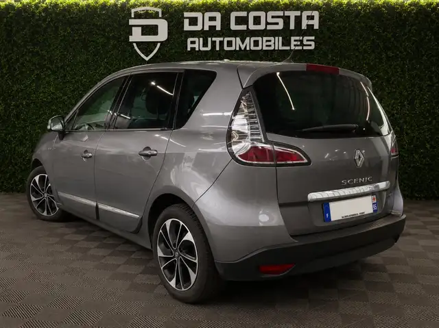 Renault Scenic view 2