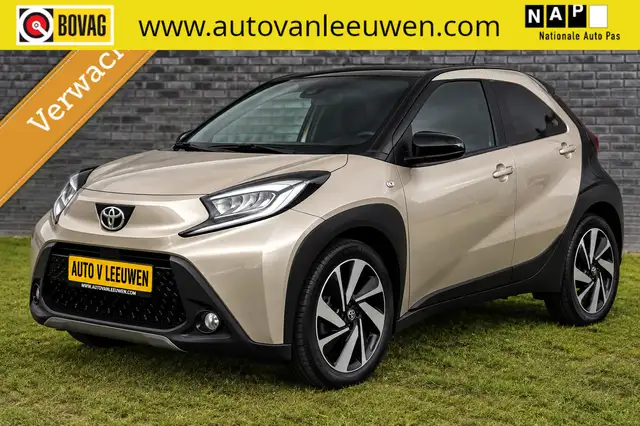 Toyota Aygo X 1.0 VVT-i S-CVT Envy GOLD AUTOMAAT/CAMERA/ETC.!