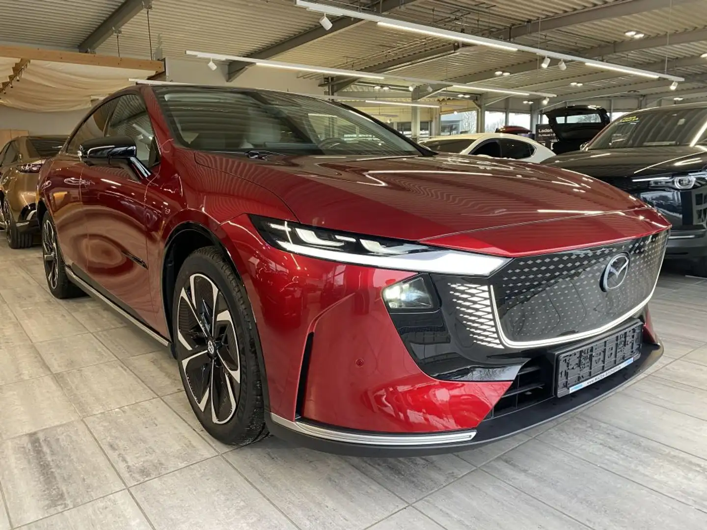 Mazda 6e Takumi Long Range Leder weiß Rojo - 1