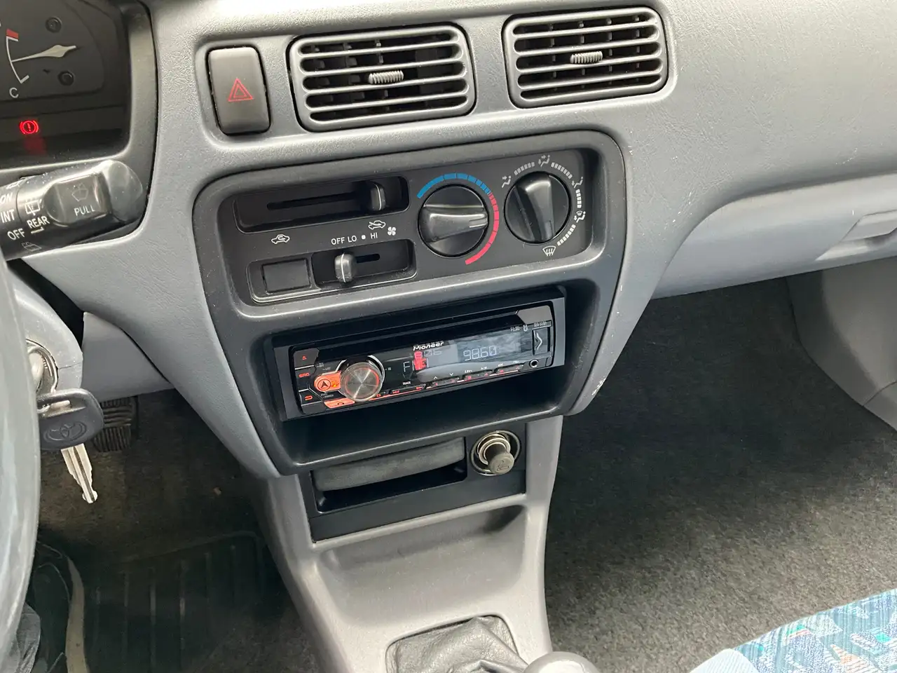 Toyota Starlet 1.3i 16v Medley, foto 12