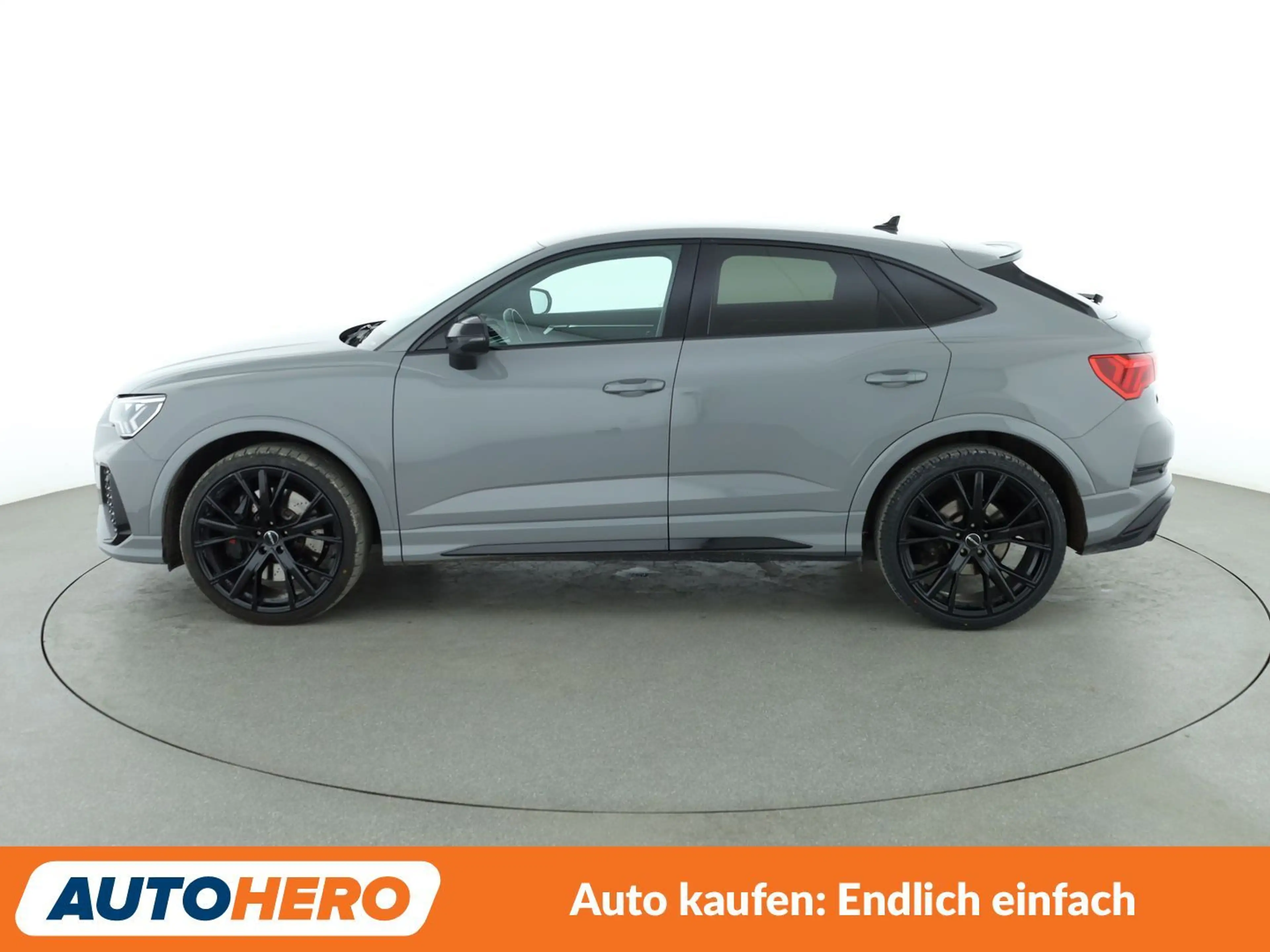 Audi RS Q3 2.5 TFSI quattro Aut.*NAVI*CAM*ACC*SHZ*PDC* — photo 3
