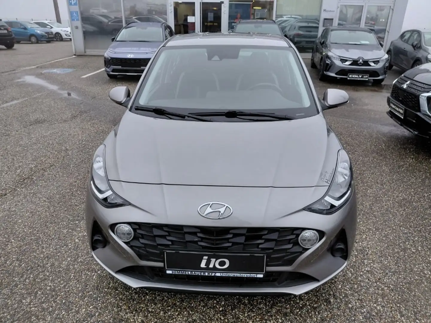 Hyundai i10 Chic 1,0 MT Gold - 2