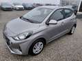 Hyundai i10 Chic 1,0 MT Gold - thumbnail 1