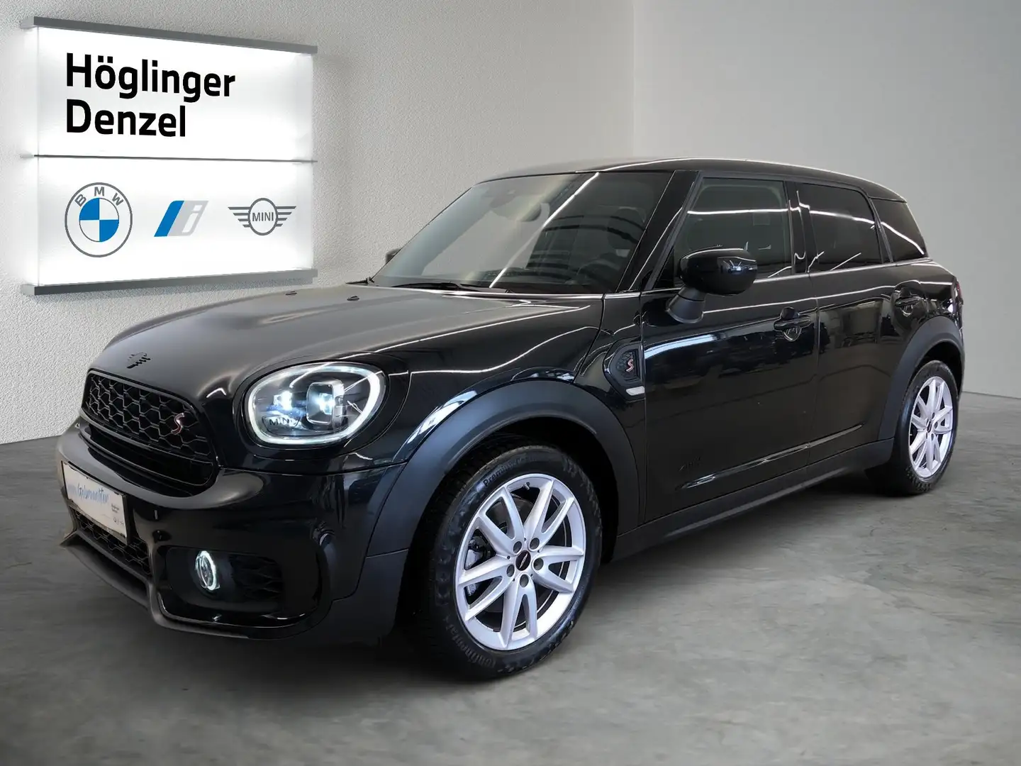 MINI Cooper S Countryman ALL4 Schwarz - 2