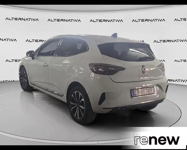 Renault Clio view 7