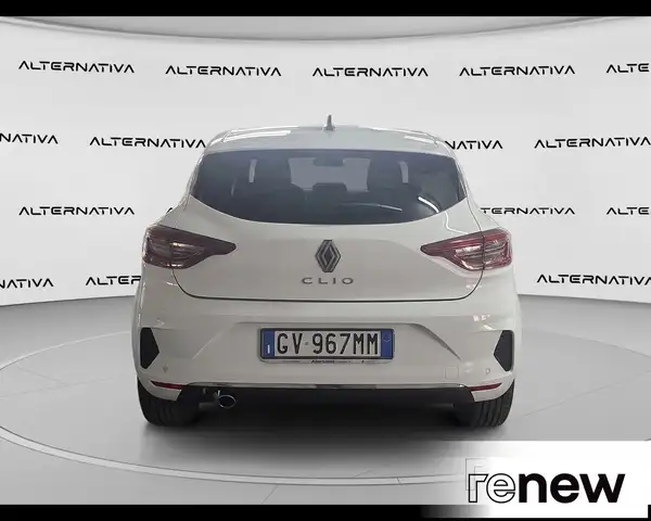 Renault Clio view 8