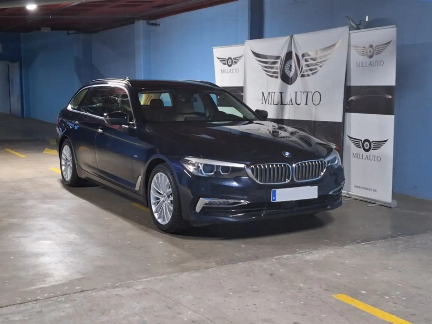 BMW 520 520dA Touring xDrive Azul - 1
