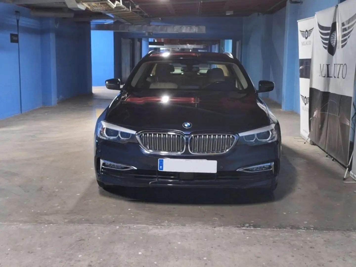BMW 520 520dA Touring xDrive Azul - 2