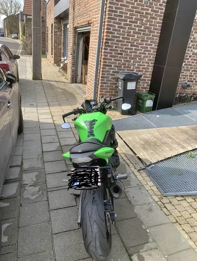 Kawasaki Z 750 Vert - 1