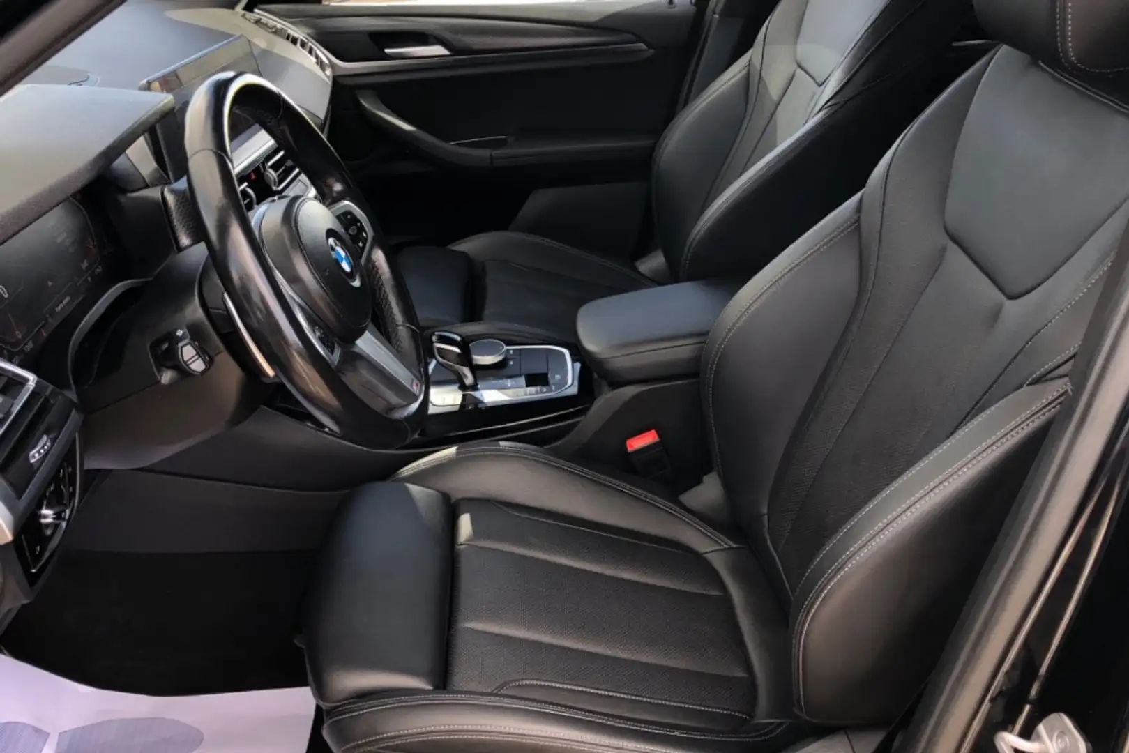 BMW X3 xDrive 20dA xLine Negro - 2