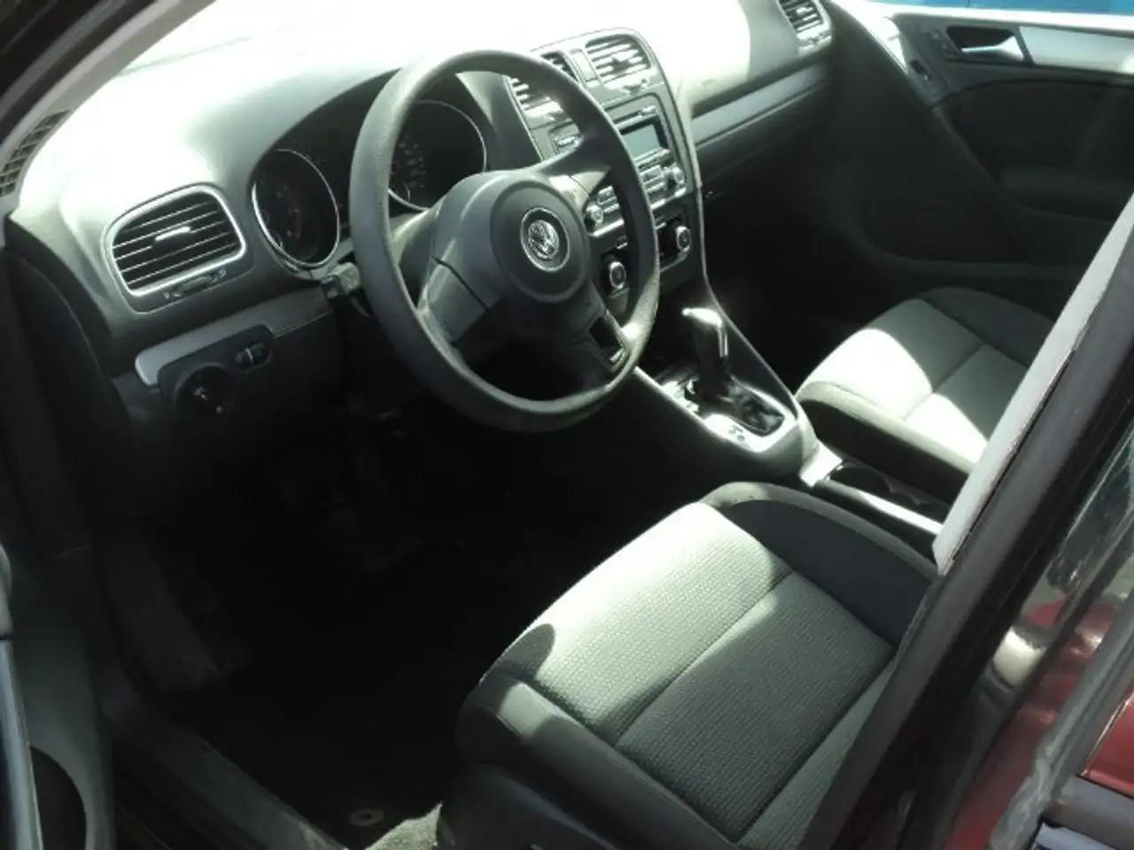 Volkswagen Golf снимка Volkswagen Golf